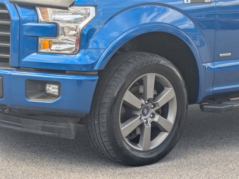 Used 2017 Ford F150 XLT w/ Equipment Group 302A Luxury image 9