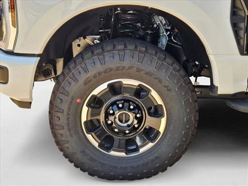 New 2026 Ford F250 Platinum w/ Tremor Off-Road Package image 10