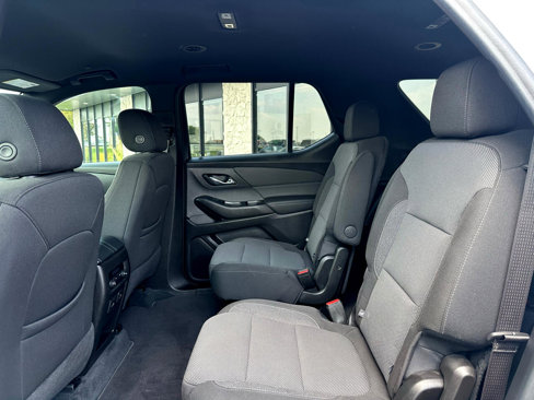 Used 2022 Chevrolet Traverse LT w/ LPO, Cargo Package image 13