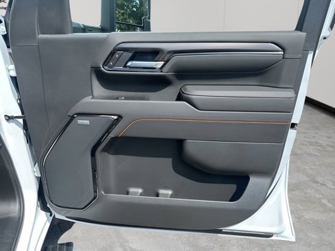 New 2026 GMC Sierra 2500 AT4 w/ AT4 Premium Plus Package image 13