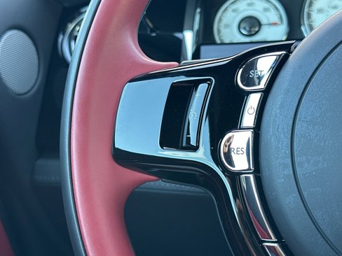 Used 2019 Rolls-Royce Wraith image 26