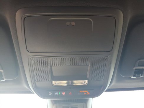 New 2026 GMC Terrain AT4 w/ Convenience Package III image 17