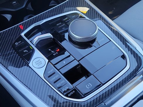 New 2026 BMW X5 M60i w/ Climate Comfort Package image 29