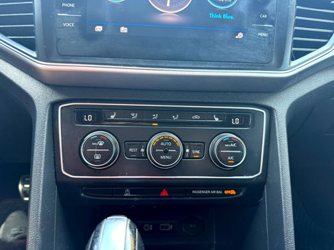 Used 2018 Volkswagen Atlas SE w/ R-Line Package image 36