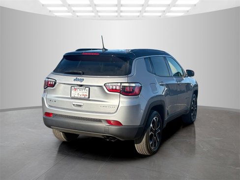 Certified 2022 Jeep Compass Limited image 3