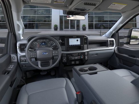 New 2025 Ford F350 XL w/ XL Chrome Package image 9