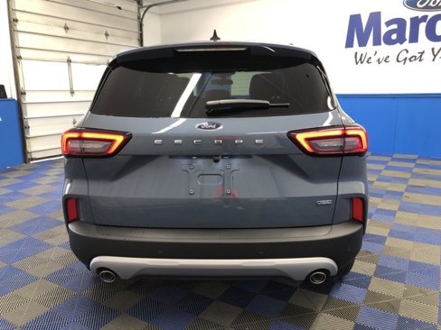 New 2025 Ford Escape SE image 10
