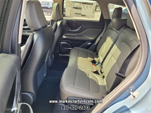 New 2026 Lincoln Corsair Premiere image 6