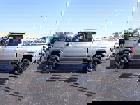 New 2026 GMC Sierra 2500 AT4 w/ AT4 Premium Plus Package image 4