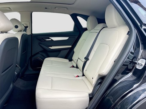 New 2025 VinFast VF 8 Plus image 22