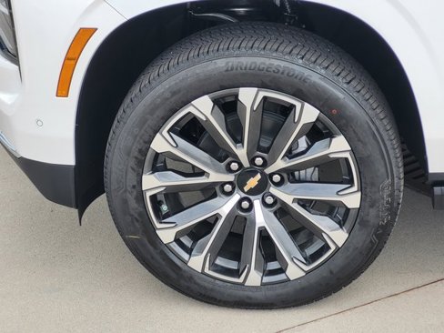 New 2025 Chevrolet Tahoe High Country image 9