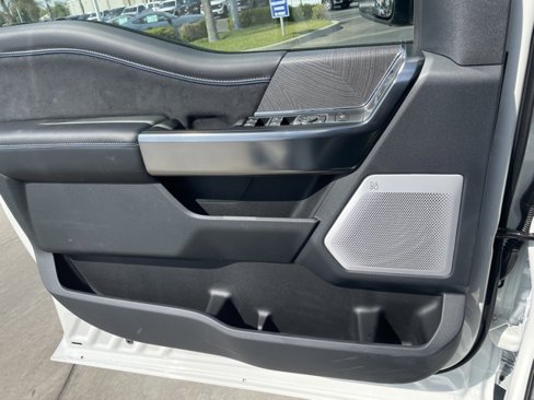 New 2025 Ford F250 Platinum w/ FX4 Off-Road Package image 18