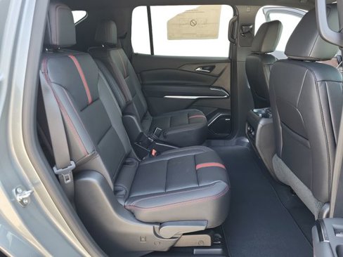 New 2026 Chevrolet Traverse RS image 28
