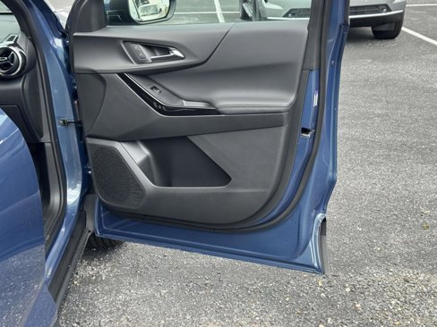 New 2026 Chevrolet Equinox LT w/ LPO, Floor Liner Package image 11
