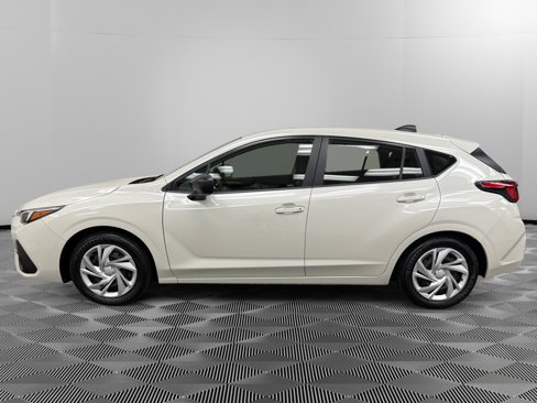 Used 2024 Subaru Impreza 2.0i image 2