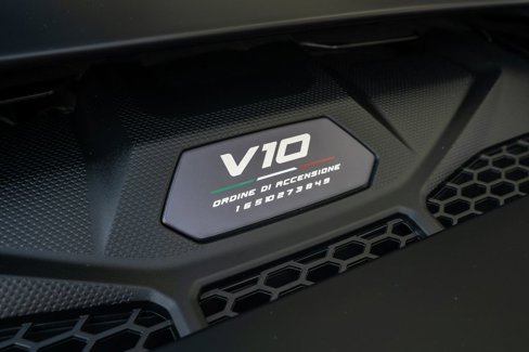 Used 2024 Lamborghini Huracan Sterrato image 18