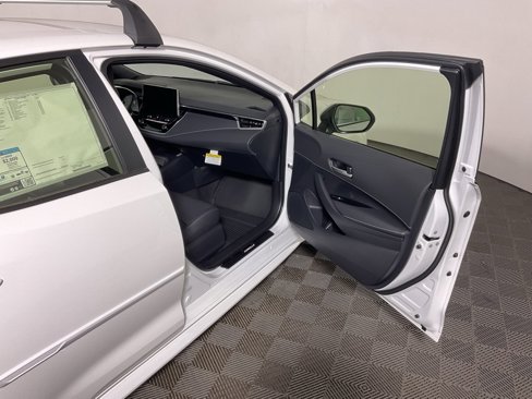 New 2025 Toyota Corolla SE image 34