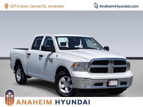 Used 2022 RAM 1500 Classic SLT image 1