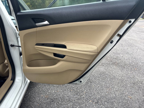 Used 2012 Honda Accord LX image 29