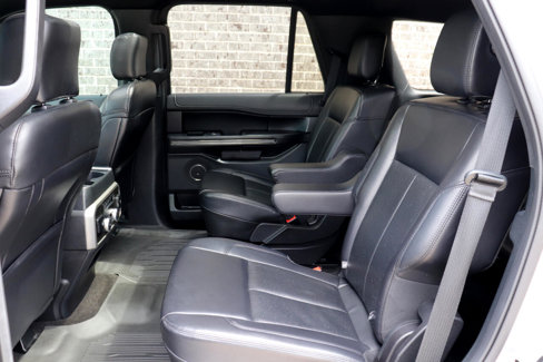 Used 2020 Ford Expedition XLT w/ Equipment Group 202A image 44