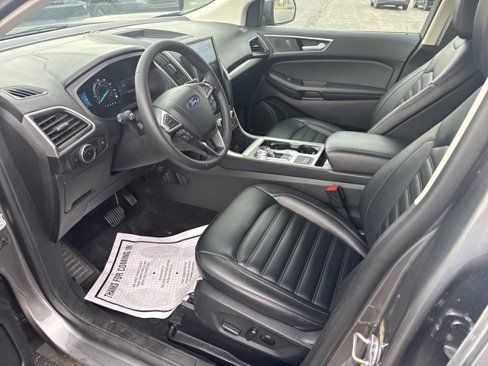 Used 2024 Ford Edge SEL image 9