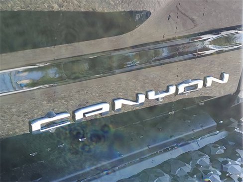 New 2026 GMC Canyon Denali image 32