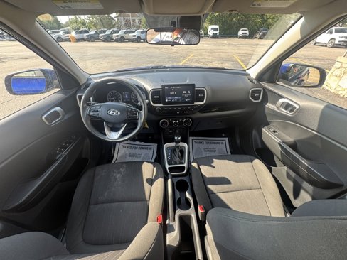 Used 2021 Hyundai Venue SE image 13