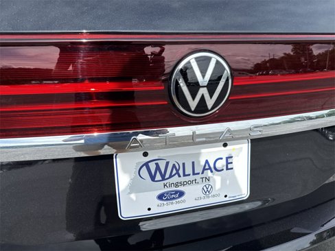 New 2025 Volkswagen Atlas SE image 6