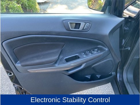 Used 2021 Ford EcoSport SE w/ SE Convenience Package image 14