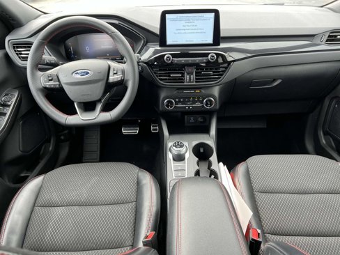 Used 2023 Ford Escape ST-Line image 14
