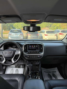 Used 2015 GMC Canyon SLT image 9