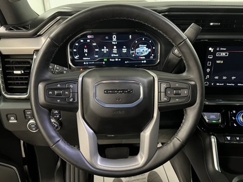 Used 2024 GMC Sierra 3500 Denali w/ Technology Package image 30