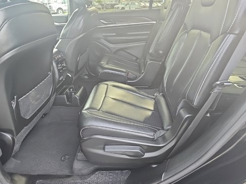Used 2024 Jeep Grand Cherokee L Limited w/ Luxury Tech Group II image 25