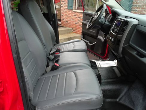 Used 2020 RAM 1500 Tradesman w/ Chrome Appearance Group image 14