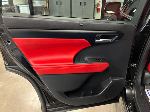 Used 2024 Toyota Highlander XSE image 24