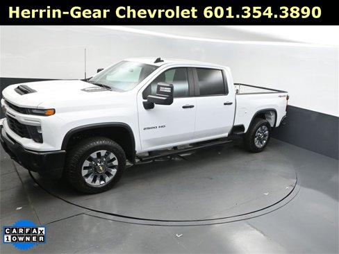 Used 2024 Chevrolet Silverado 2500 Custom w/ Custom Convenience Package image 29