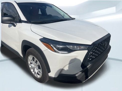 Used 2024 Toyota Corolla Cross L image 18