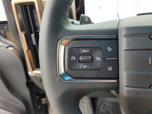 New 2025 GMC Hummer EV 2X image 30