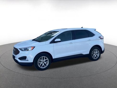 Used 2024 Ford Edge SEL image 8