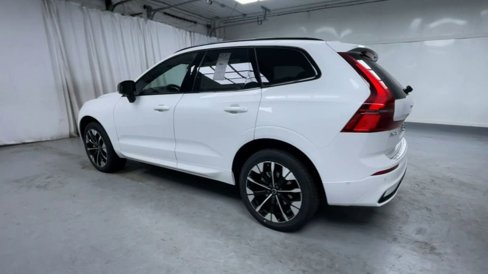 New 2026 Volvo XC60 B5 Plus w/ Protection Package Premier image 22