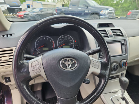 Used 2013 Toyota Corolla LE Special Edition image 17