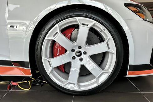 New 2025 Audi RS 6 performance image 23