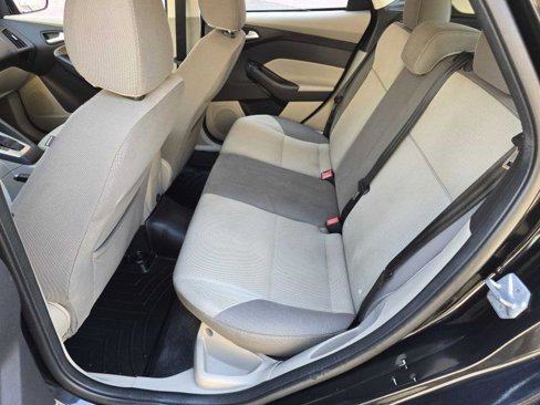 Used 2014 Ford Focus SE image 8