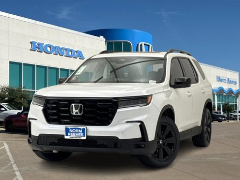 New 2025 Honda Pilot Black Edition image 1