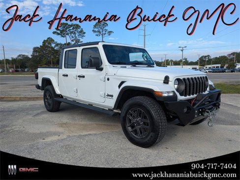 Used 2024 Jeep Gladiator Sport image 1