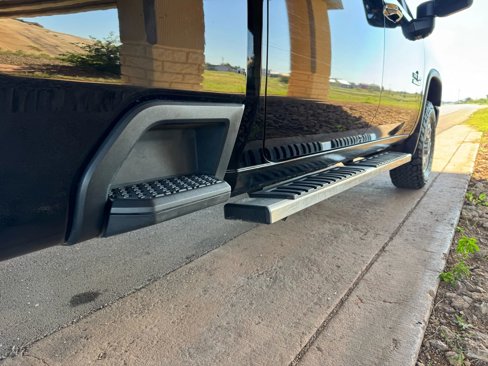 Used 2022 Chevrolet Silverado 3500 LTZ w/ LTZ Texas Edition image 24