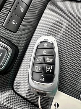 Used 2023 Hyundai Santa Fe Limited image 28