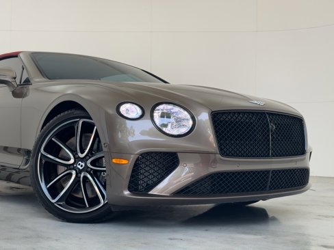 Certified 2024 Bentley Continental GT image 10