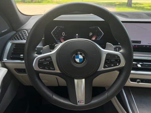Used 2025 BMW X7 xDrive40i w/ M Sport Package image 74