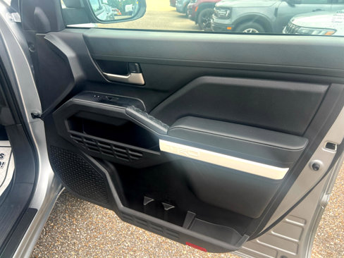 Used 2024 Toyota Tacoma SR5 image 15